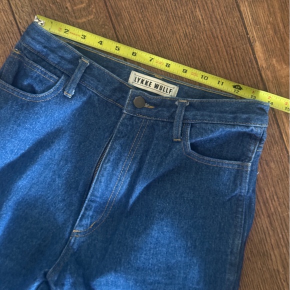 Lykke Wulf Women's Blue Cowboy Jeans - Picture 6 of 6